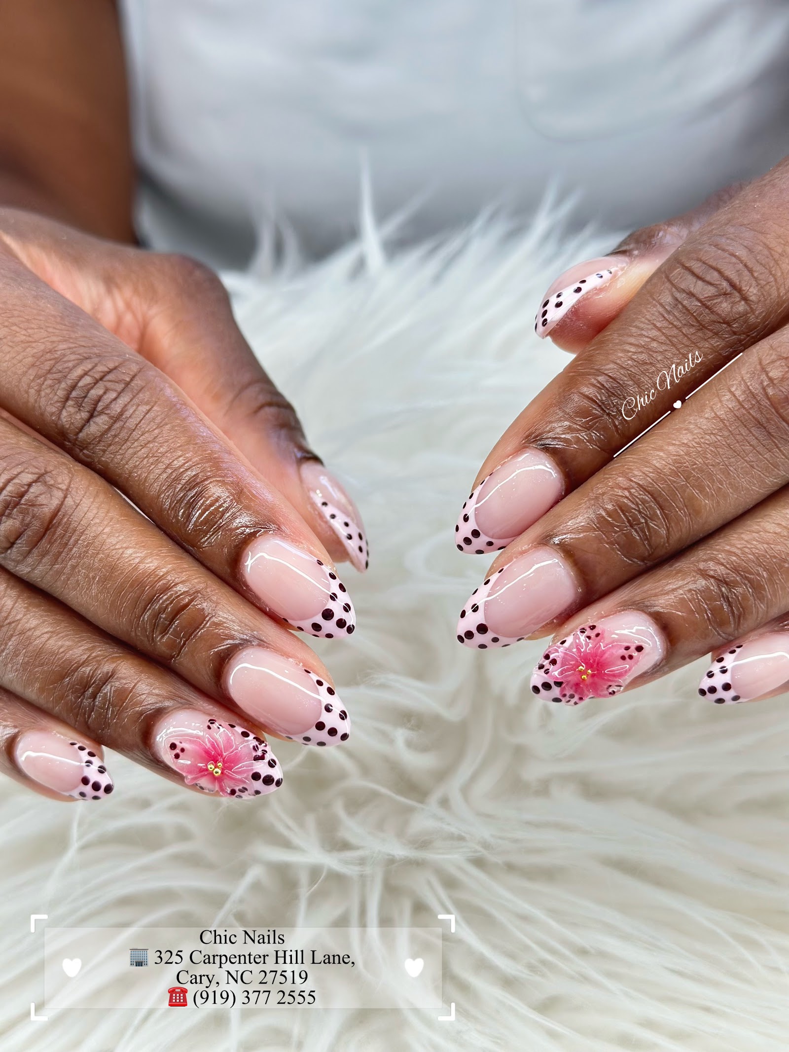 Chic Nails nail photo 3